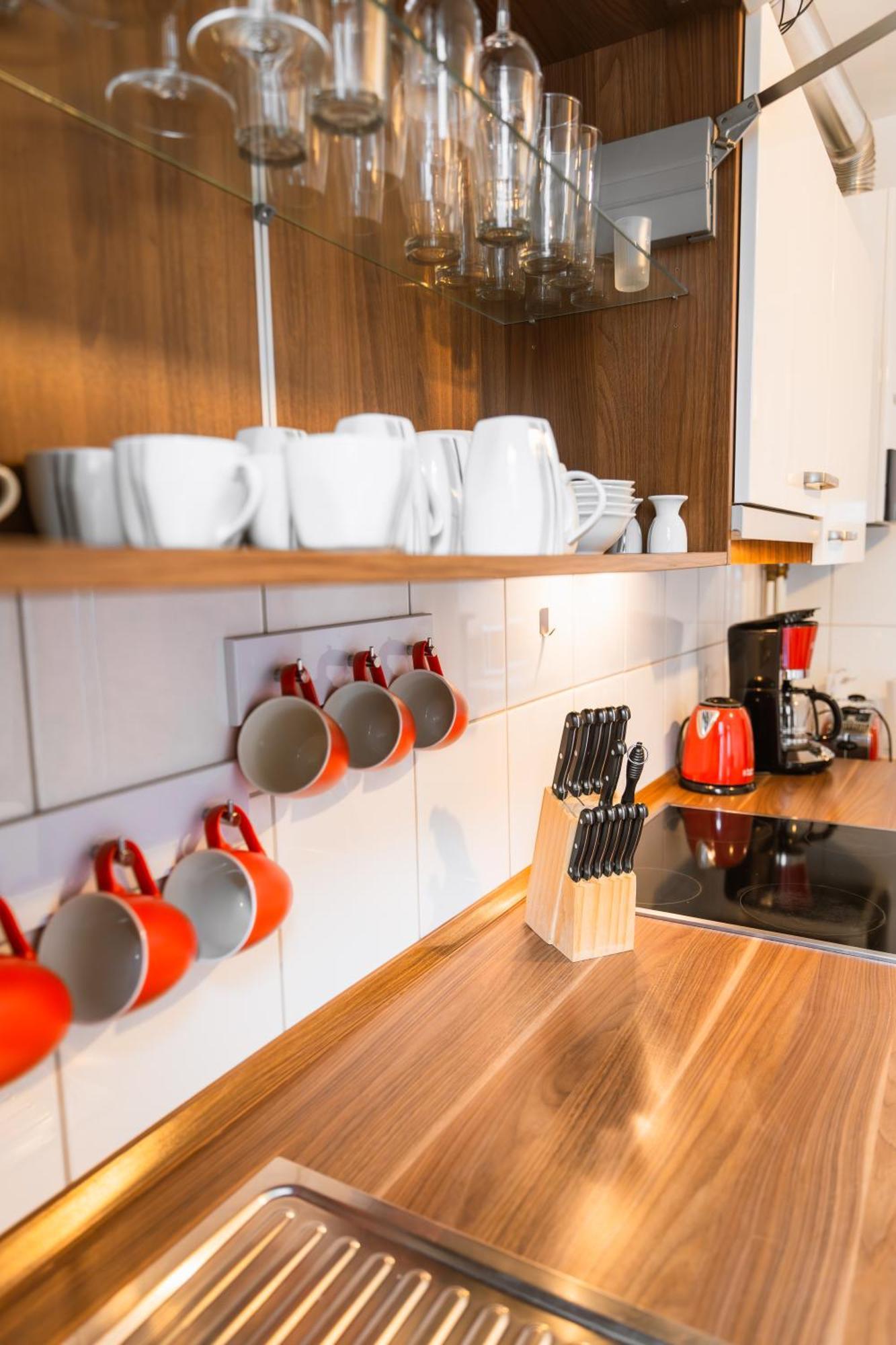Exklusives Apartment Im Historischen Wohnhaus Mit Kamin, Bad & Viel Platz Бремерхавен Екстериор снимка