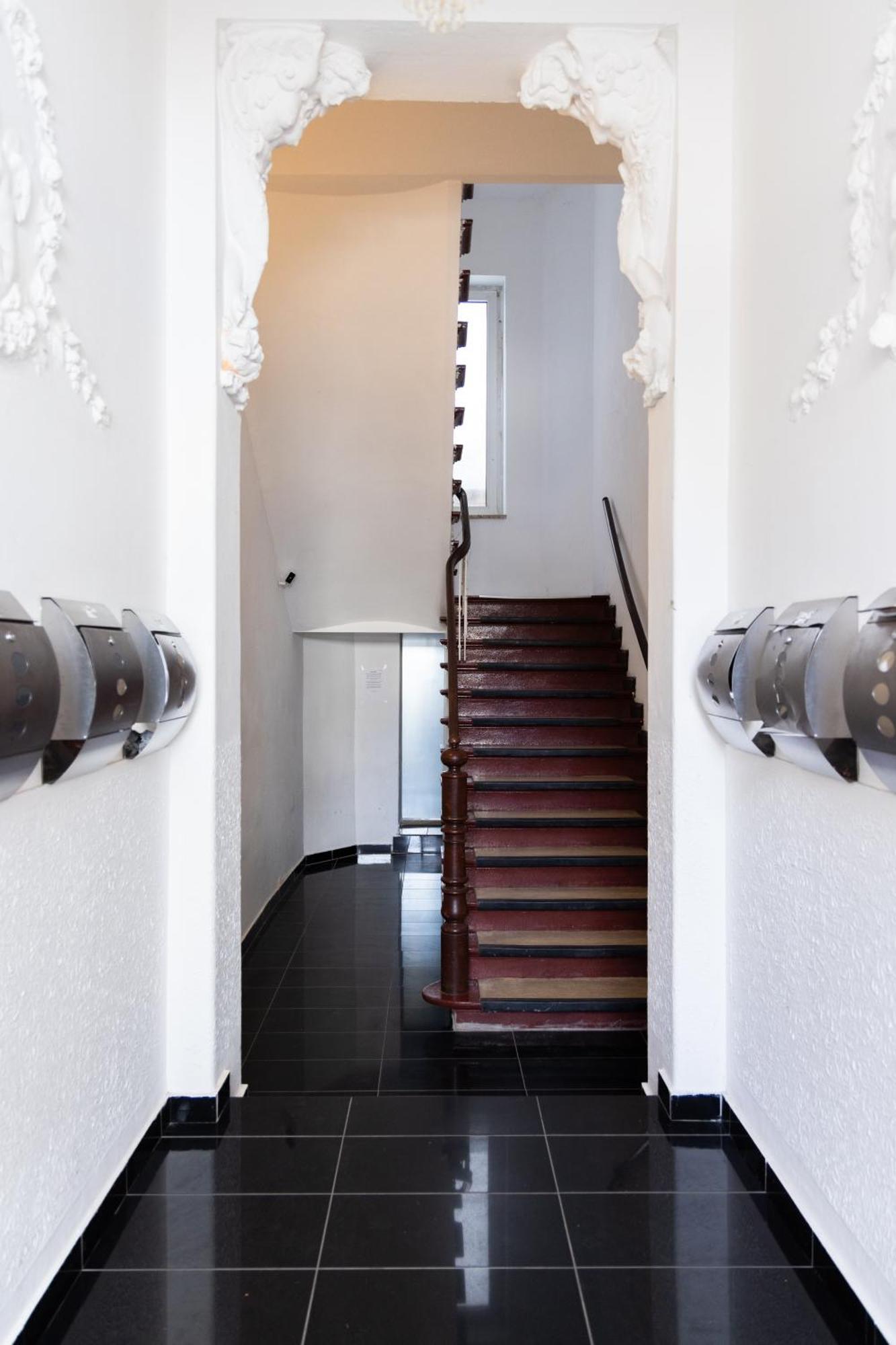 Exklusives Apartment Im Historischen Wohnhaus Mit Kamin, Bad & Viel Platz Бремерхавен Екстериор снимка